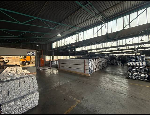 2,400M² WAREHOUSE TO LET IN ALRODE